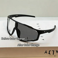 Black Frame [Color-changing Grey]